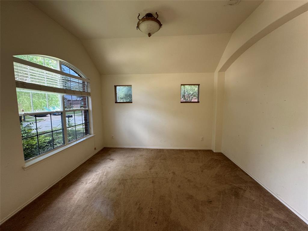 2033 Meadow Park Drive