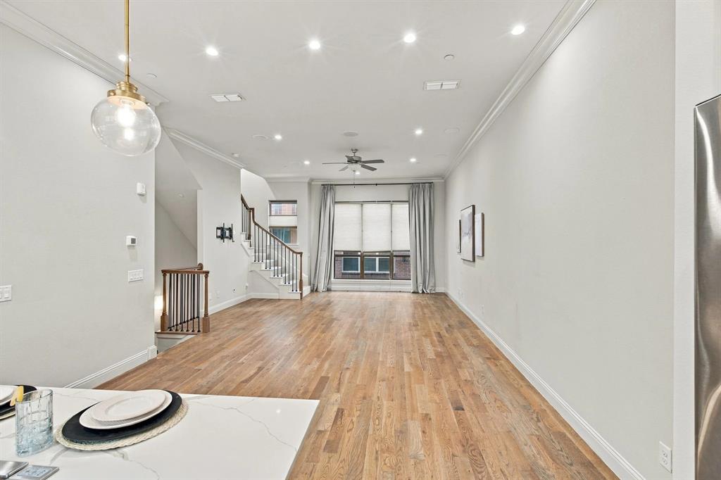 101 Decker Court 603