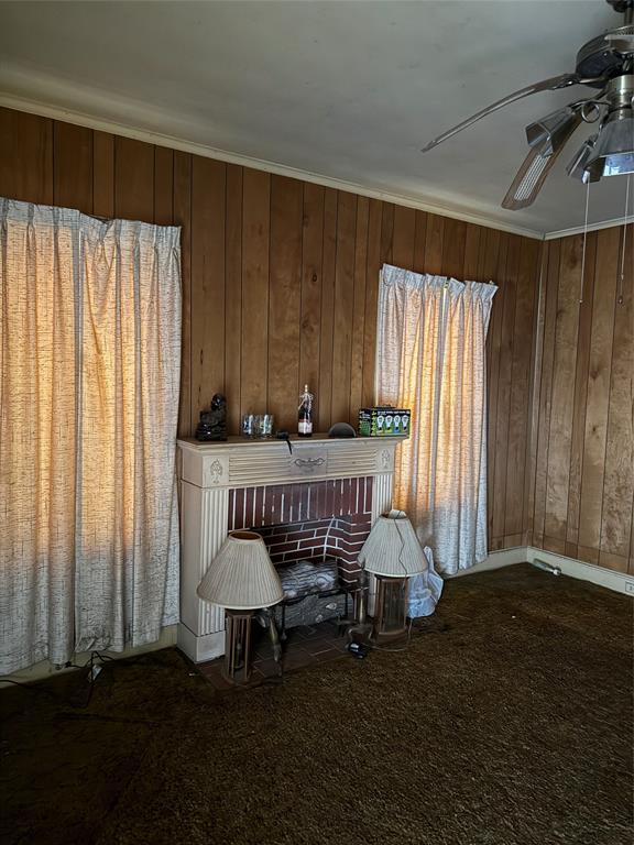 2734 W Caperton Street W