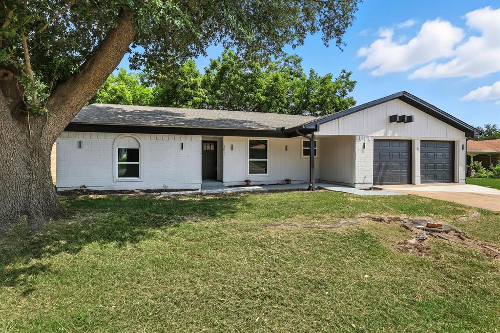 3011 Sunnybrook Lane