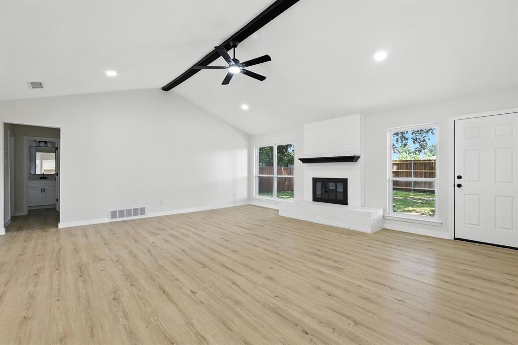 3011 Sunnybrook Lane