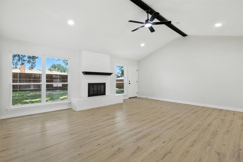 3011 Sunnybrook Lane