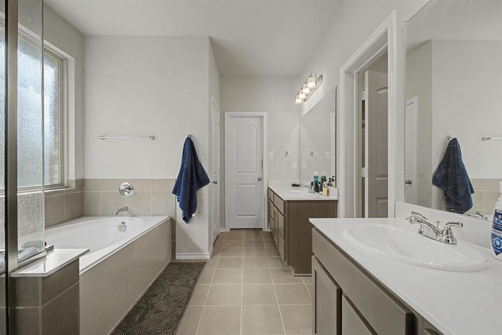 Sheppards Place - Residential