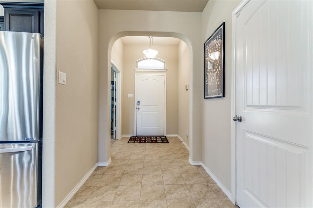 5212 Sugarcane Lane