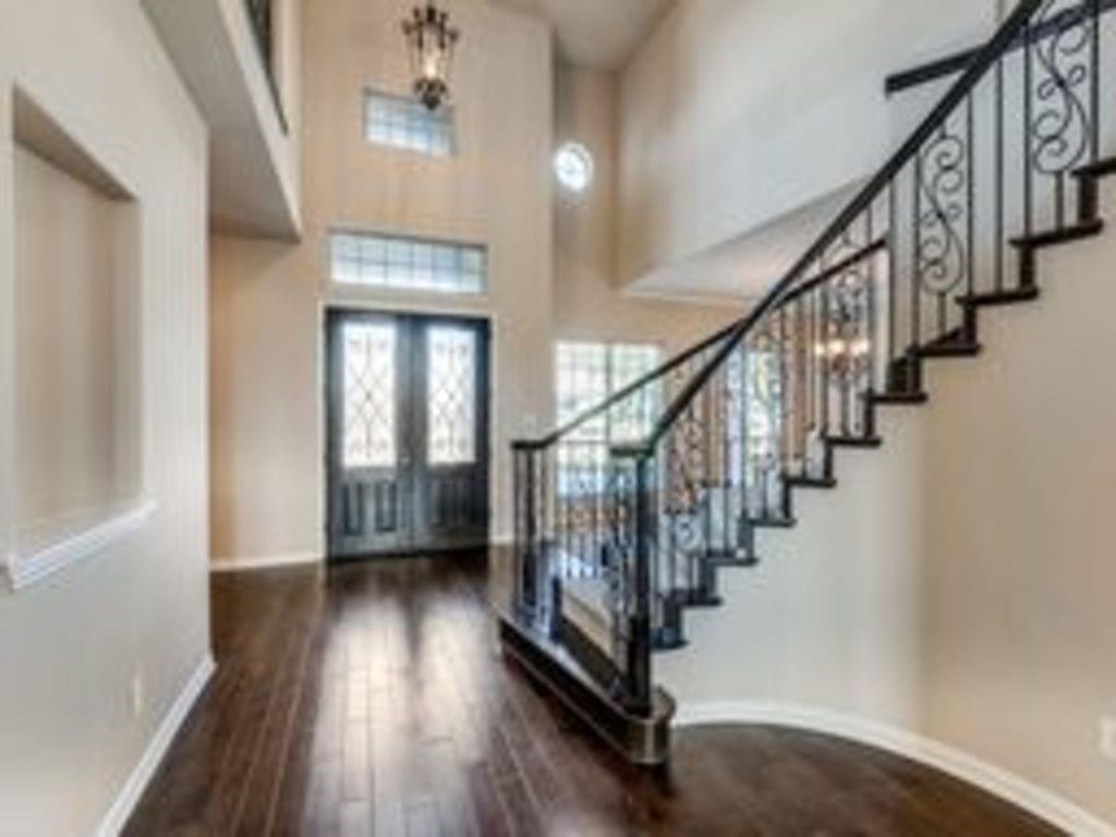 1518 Halsey Drive