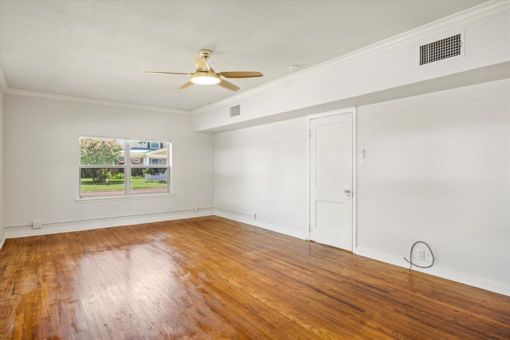 S6100 SLOAN SECOND - Residential