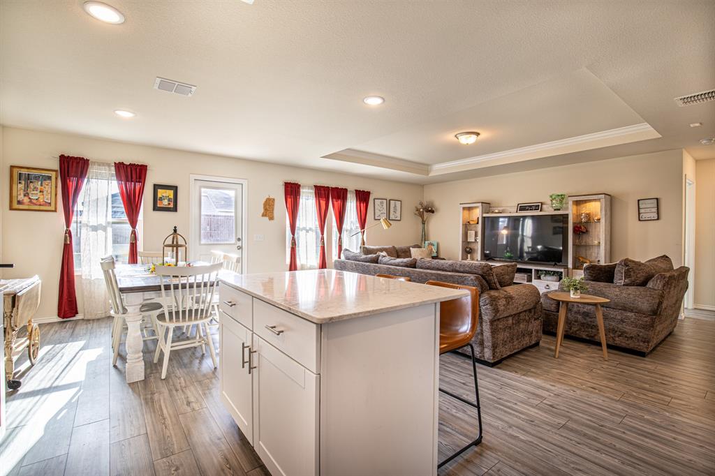 Elizabeth Crk Alpha Ranch - Residential