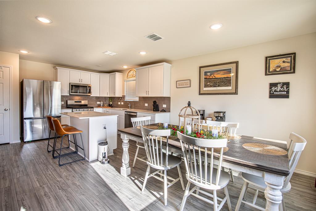 Elizabeth Crk Alpha Ranch - Residential