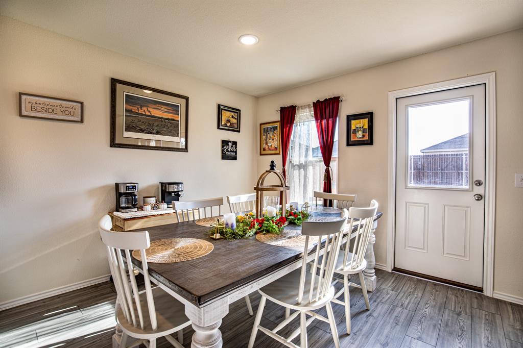 Elizabeth Crk Alpha Ranch - Residential