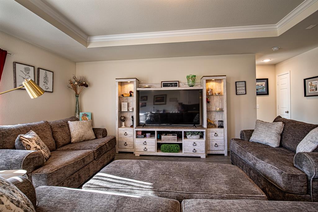 16033 Pemberly Way