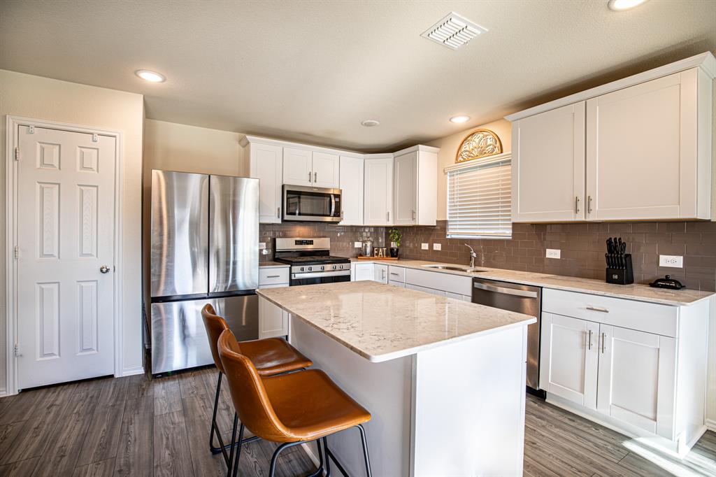 Elizabeth Crk Alpha Ranch - Residential