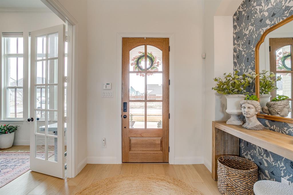 943 Highlands Avenue