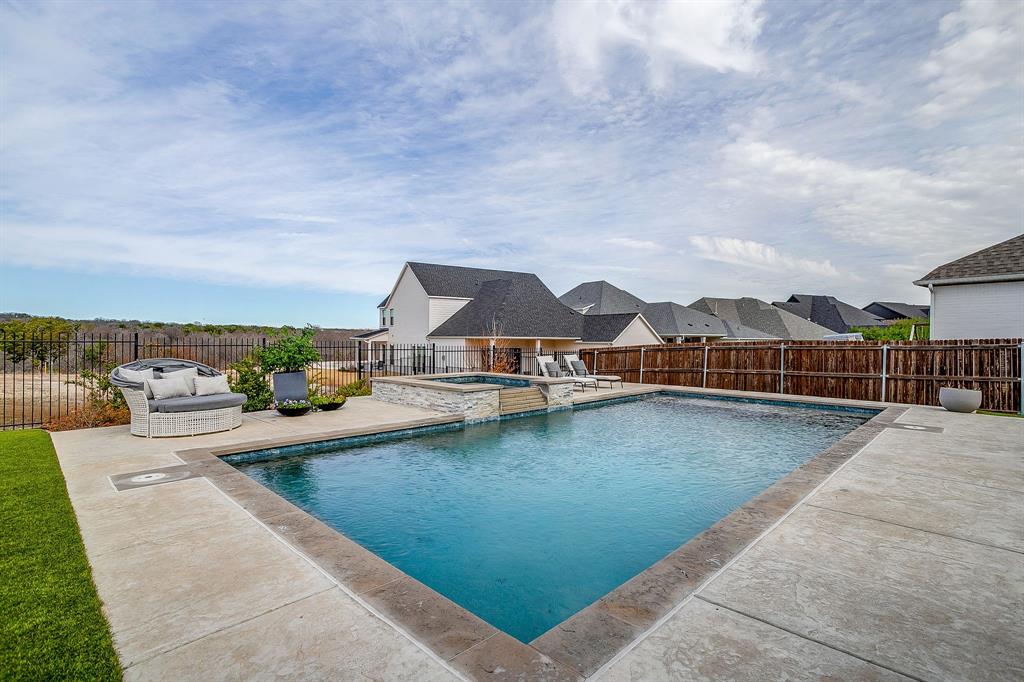 943 Highlands Avenue