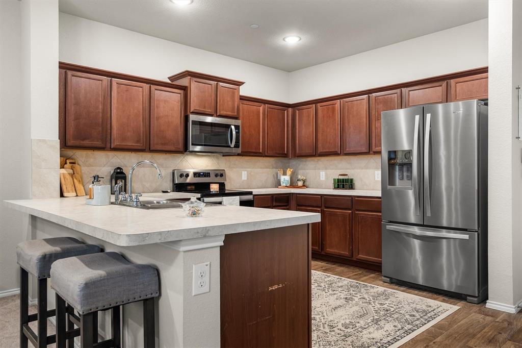 Brentwood Place - Residential