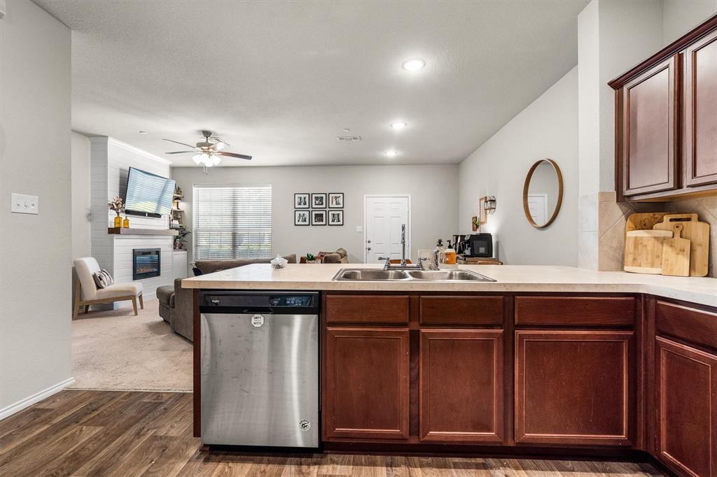 Brentwood Place - Residential