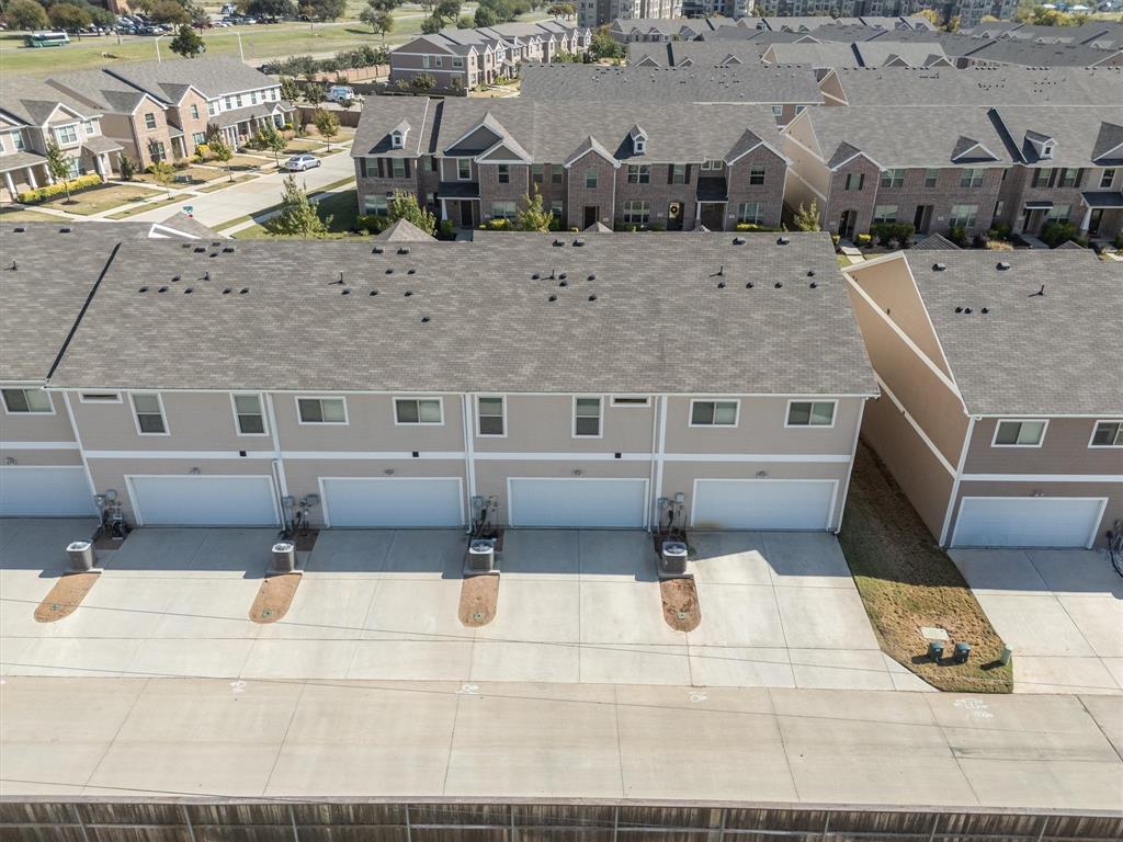 Brentwood Place - Residential