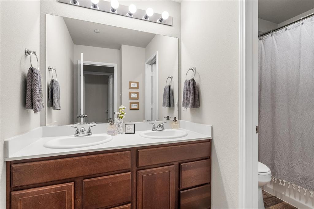 Brentwood Place - Residential