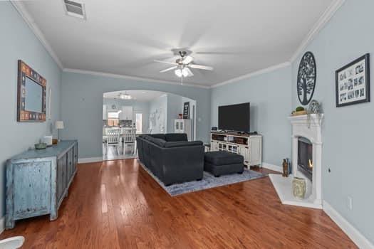 10213 Pear Valley Road
