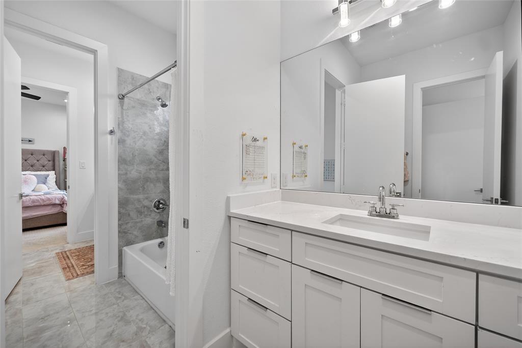 LAKE HIGHLANDS - Residential