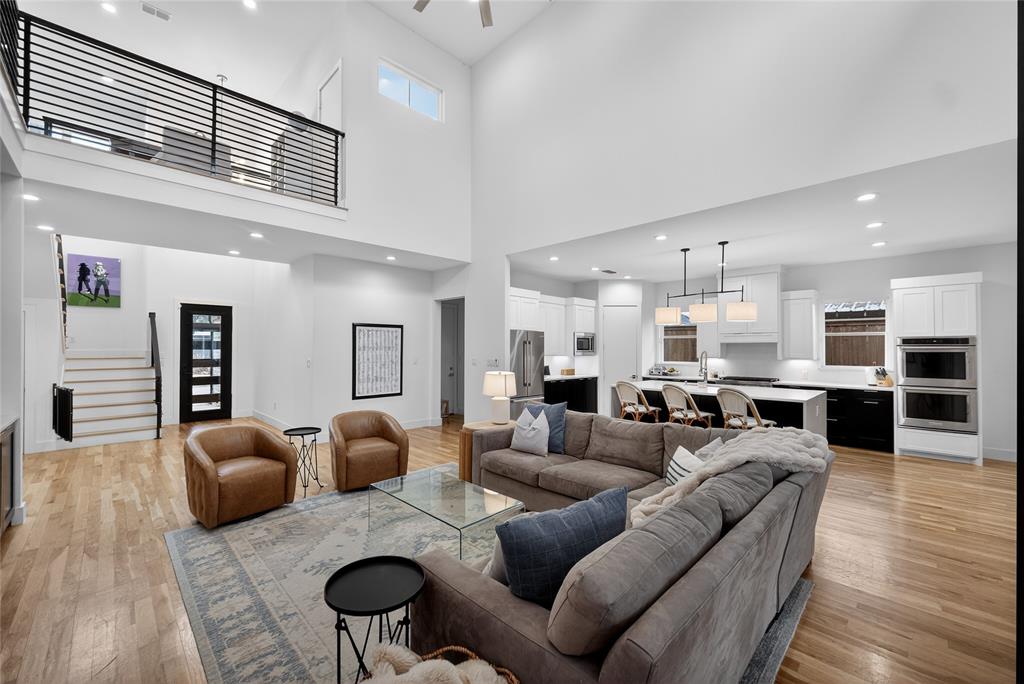 LAKE HIGHLANDS - Residential