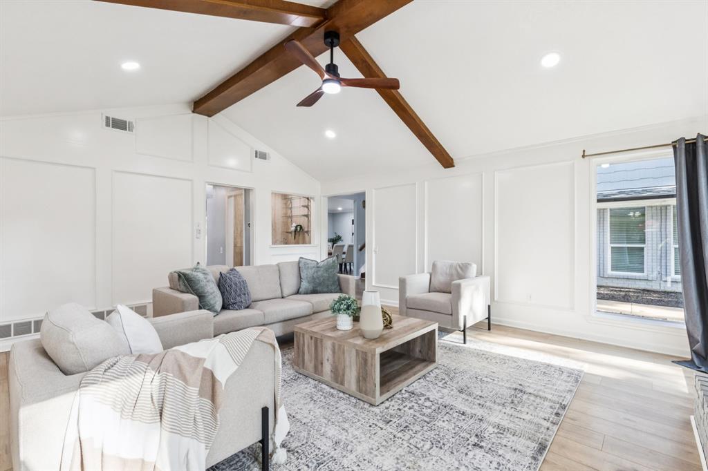 1 Whispering Vine Court