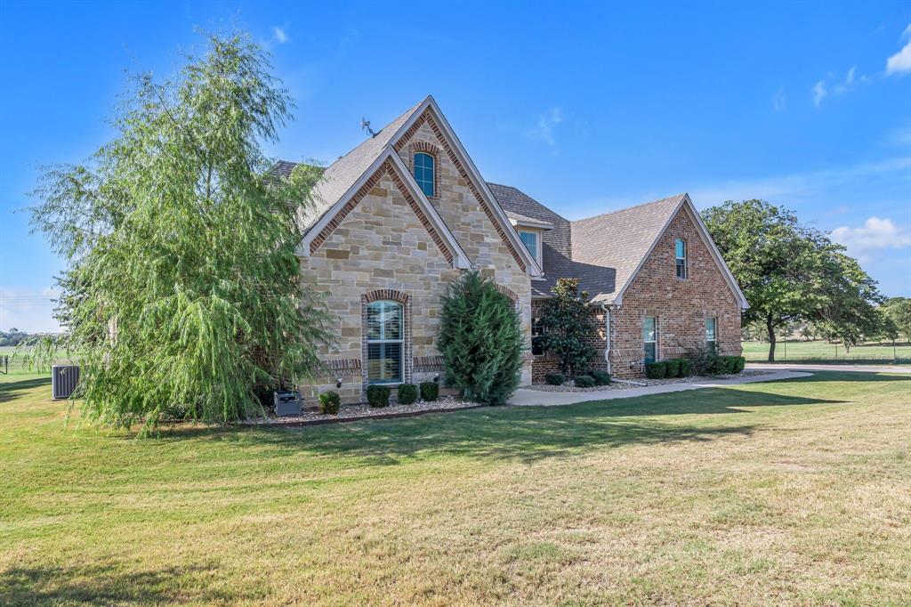 Itty Bitty Acres - Residential