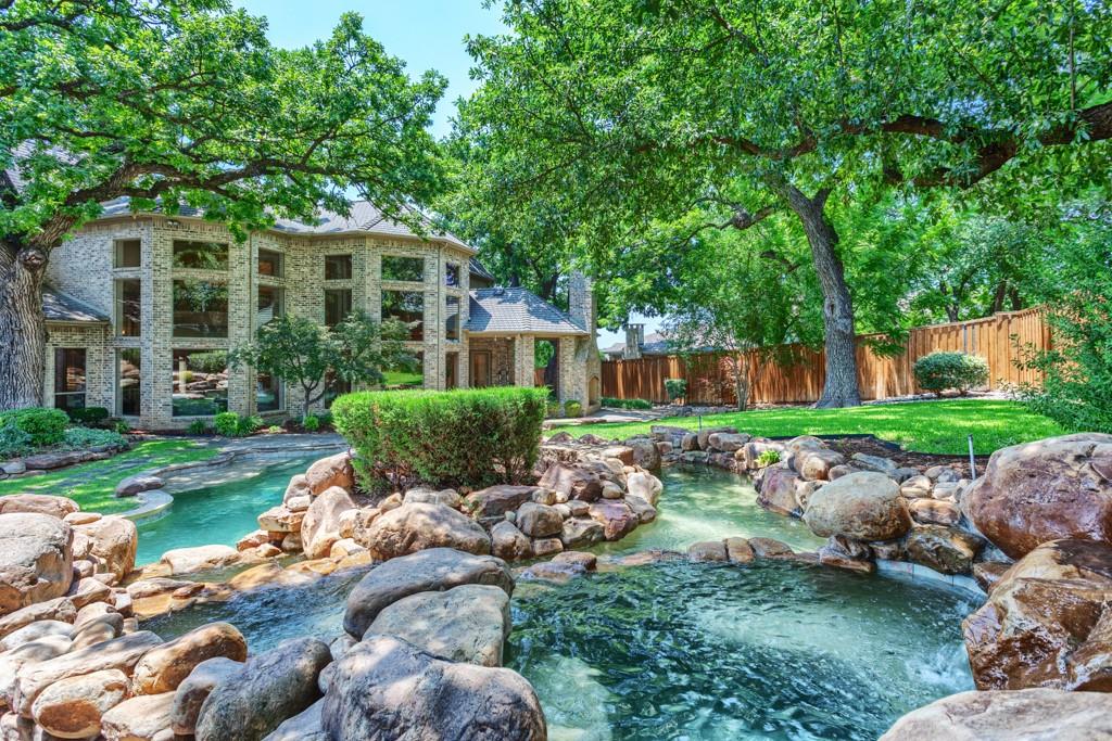 5300 Spanish Oaks Drive
