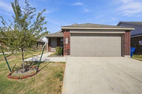Photo of 2052 Shady Oaks Drive, Ennis, TX 75119 (MLS # 21422194)