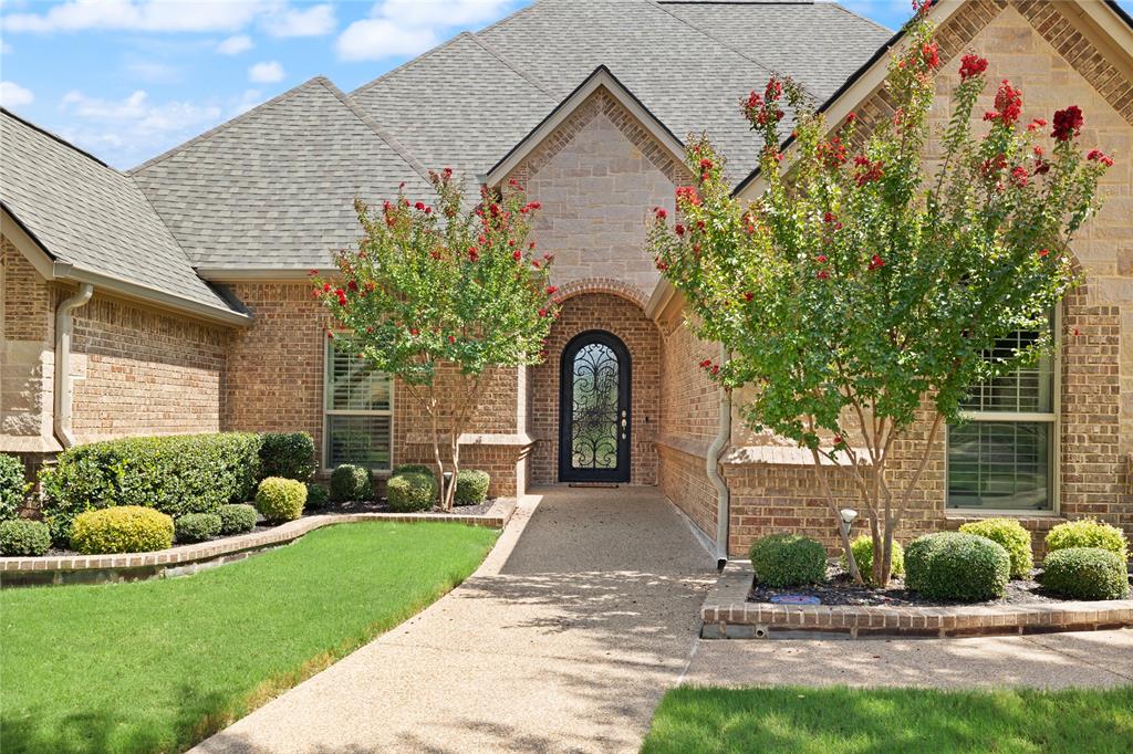 828 Sabine Trail