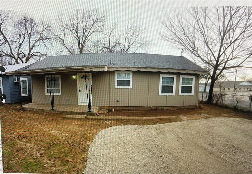 This home has lots of natural lighting and a good sized kitchen with lots of cabinet space. Brand new HVAC system was installed in 2024. The backyard is spacious and is completely fenced. Updates completed by current ownership include new flooring, windows and updated kitchen and bathroom. Do not visit this property without an appointment. Buyers and buyers agent verify all information.