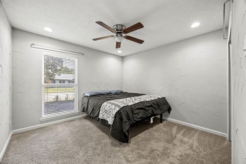 Tiny photo for 5101 Hetherington Place, The Colony, TX 75056 (MLS # 20949220)