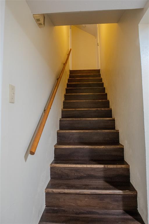 HI MOUNT ADD - Residential Lease