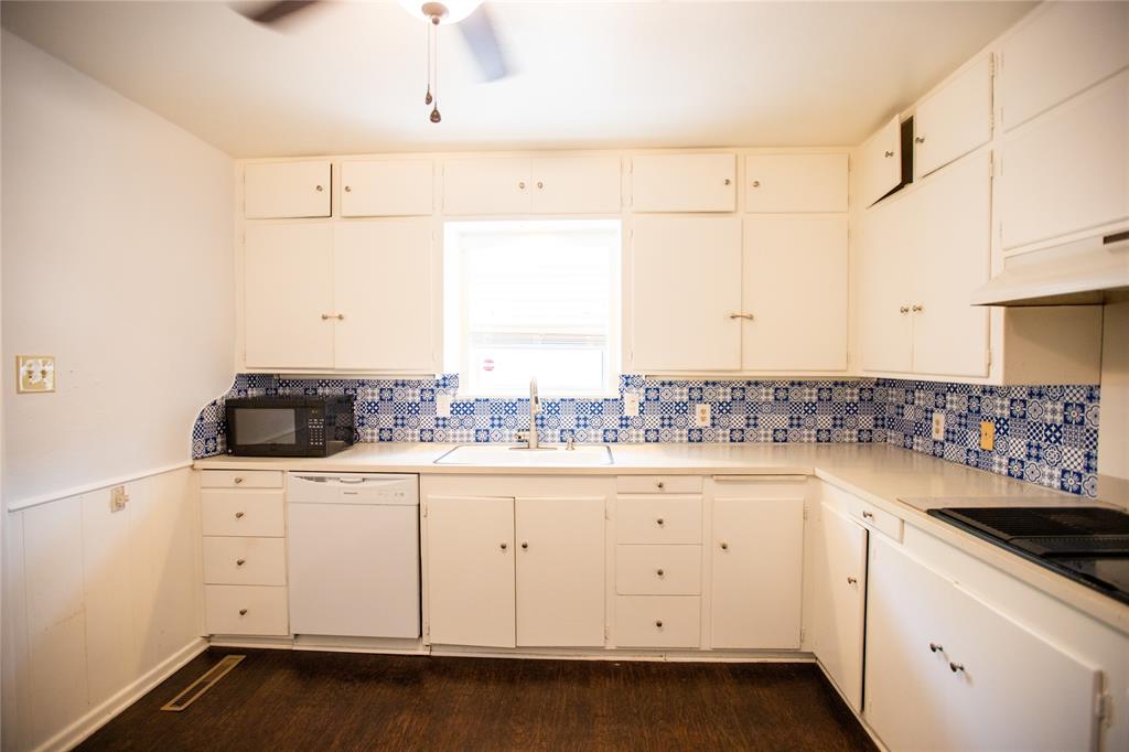 HI MOUNT ADD - Residential Lease