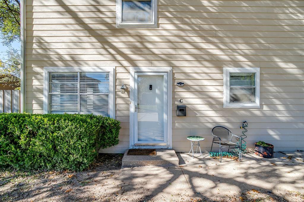 HI MOUNT ADD - Residential Lease