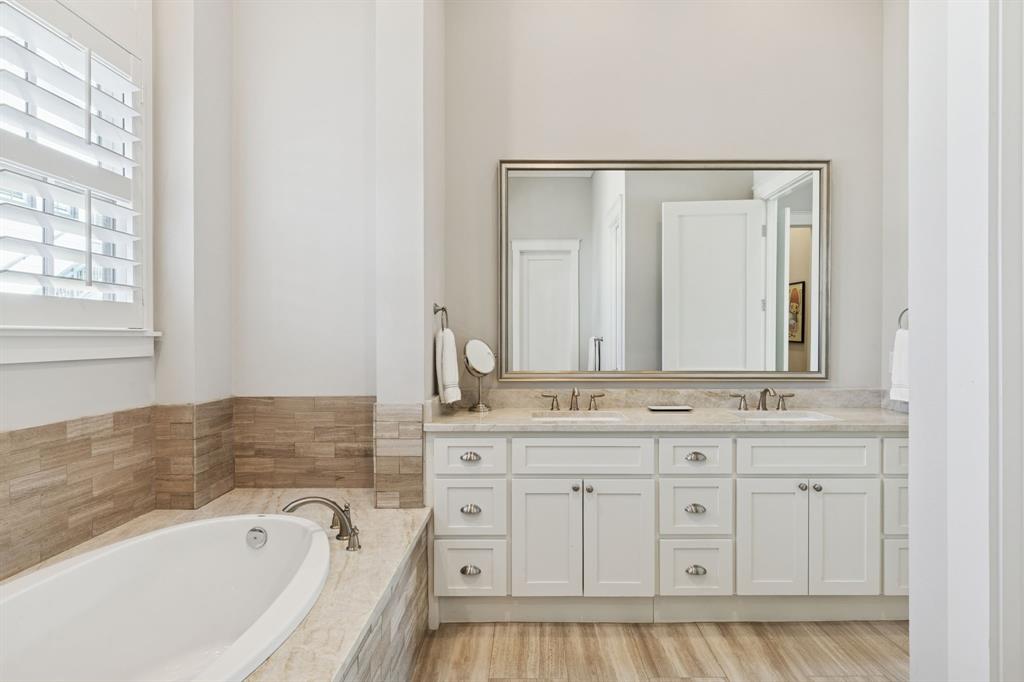 Long Cove - Residential