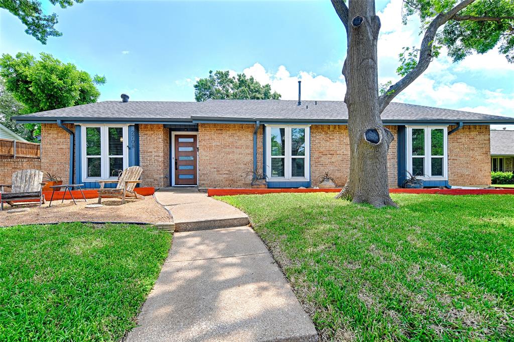 2708 Lakewood Lane