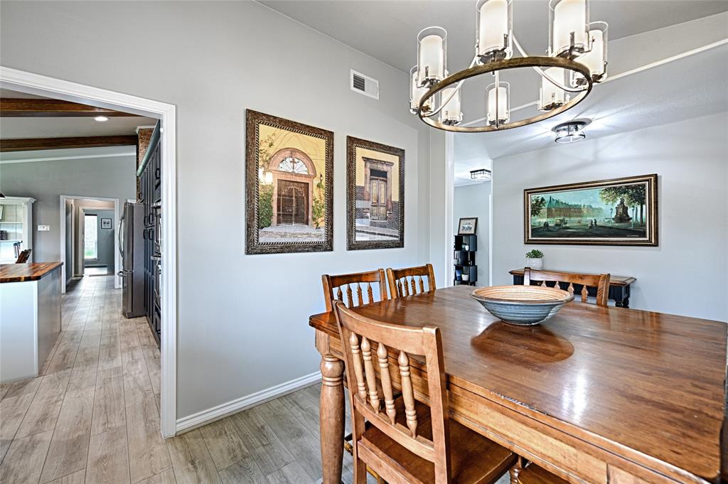 2708 Lakewood Lane
