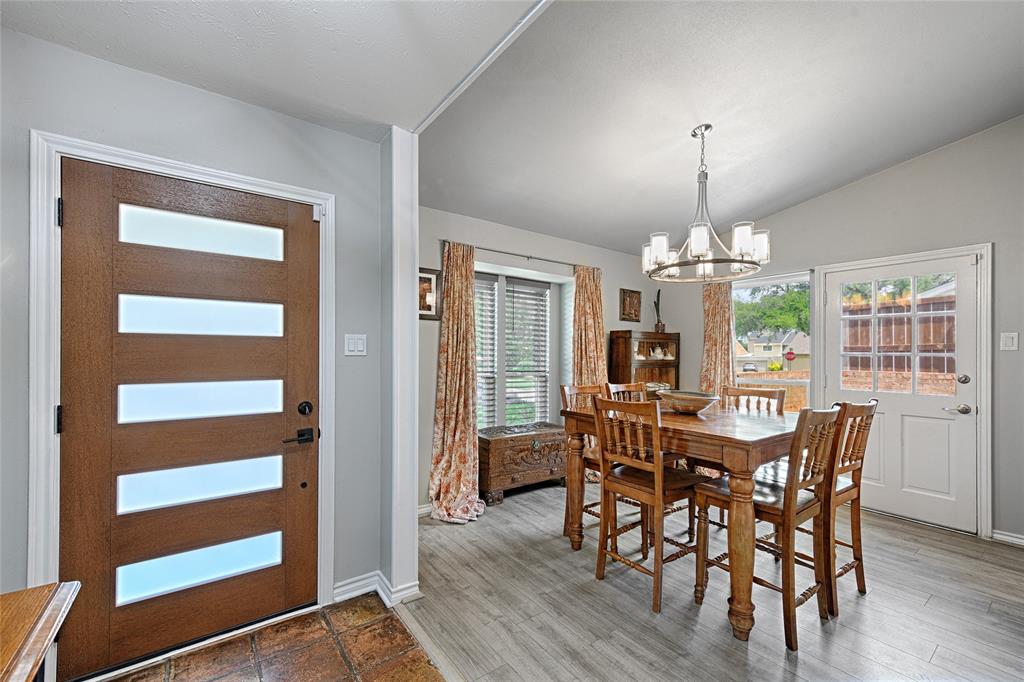 2708 Lakewood Lane