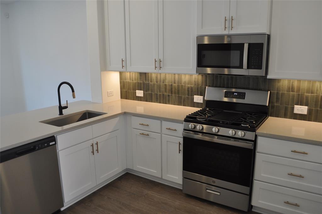 Chelsea Commons - Residential Lease