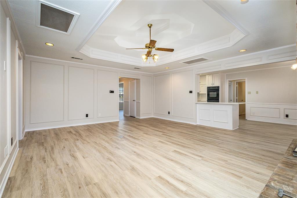 7401 Windcrest Court N