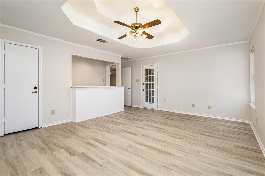 7401 Windcrest Court N