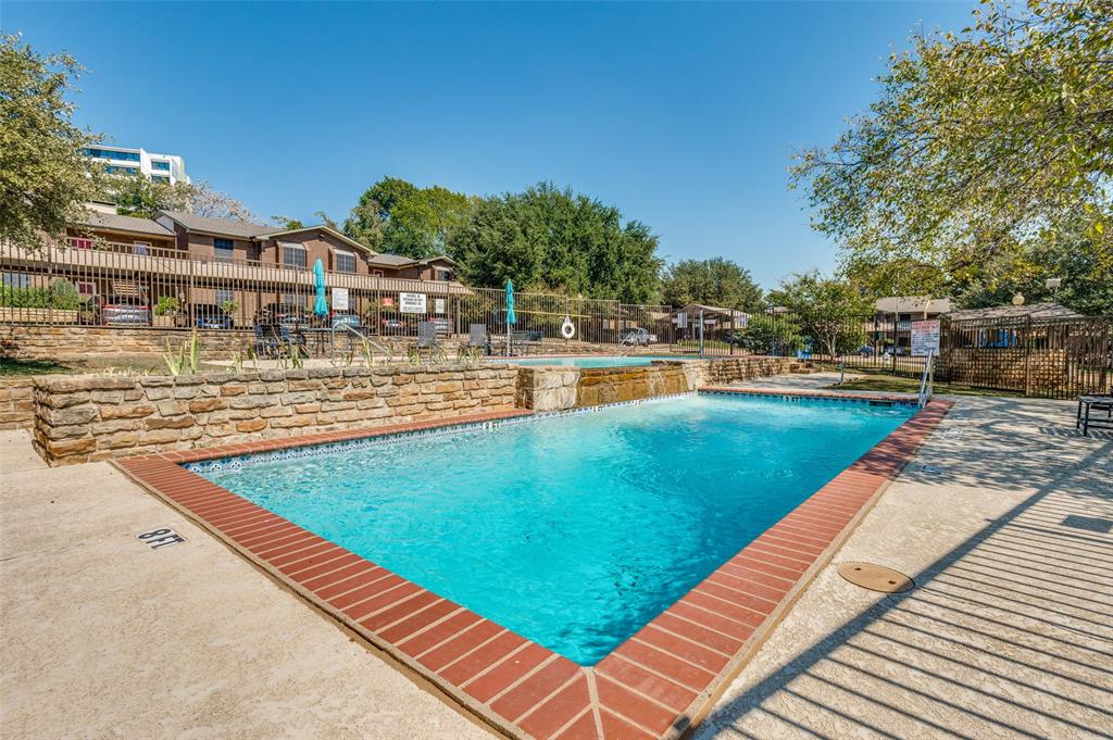 Wedglea Place Condo - Residential