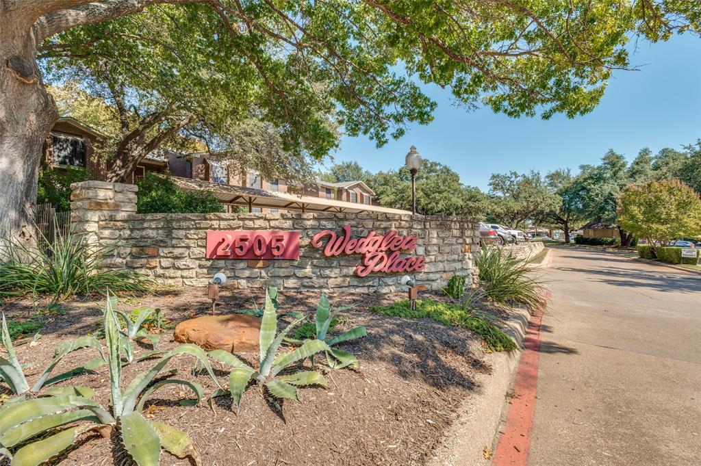 Wedglea Place Condo - Residential