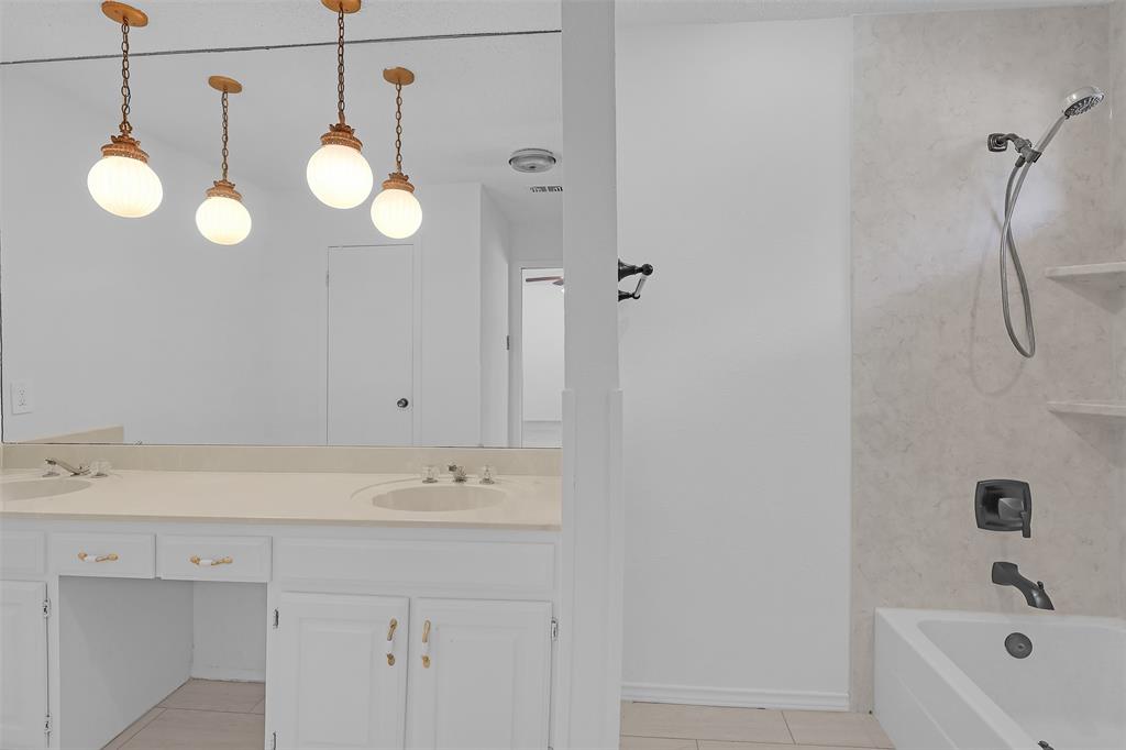 Meadowbrook East Add - Residential