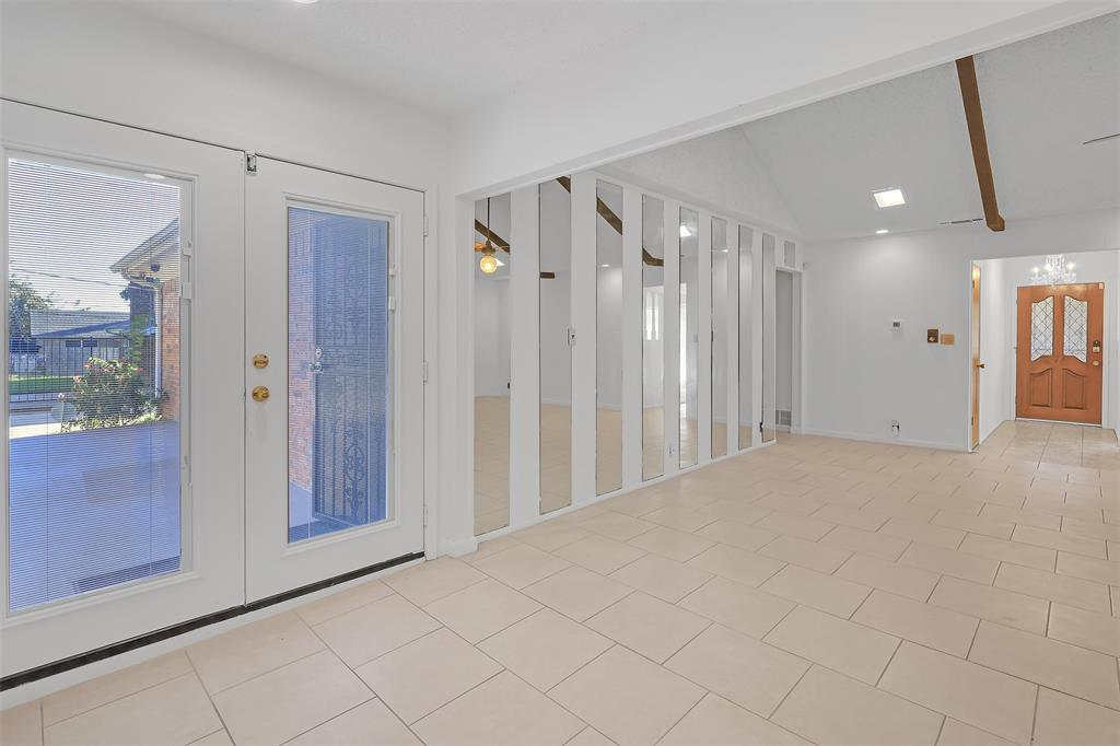 Meadowbrook East Add - Residential