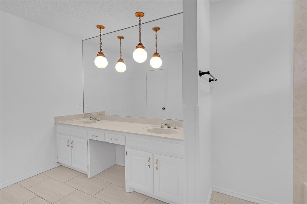 Meadowbrook East Add - Residential