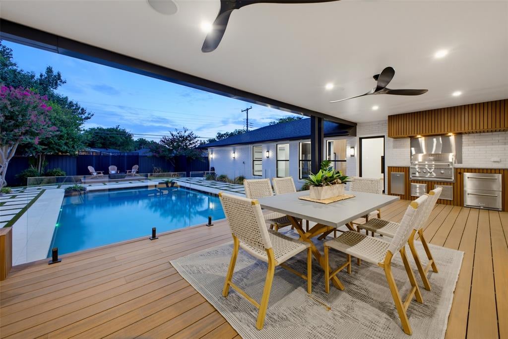 4624 Willow Lane
