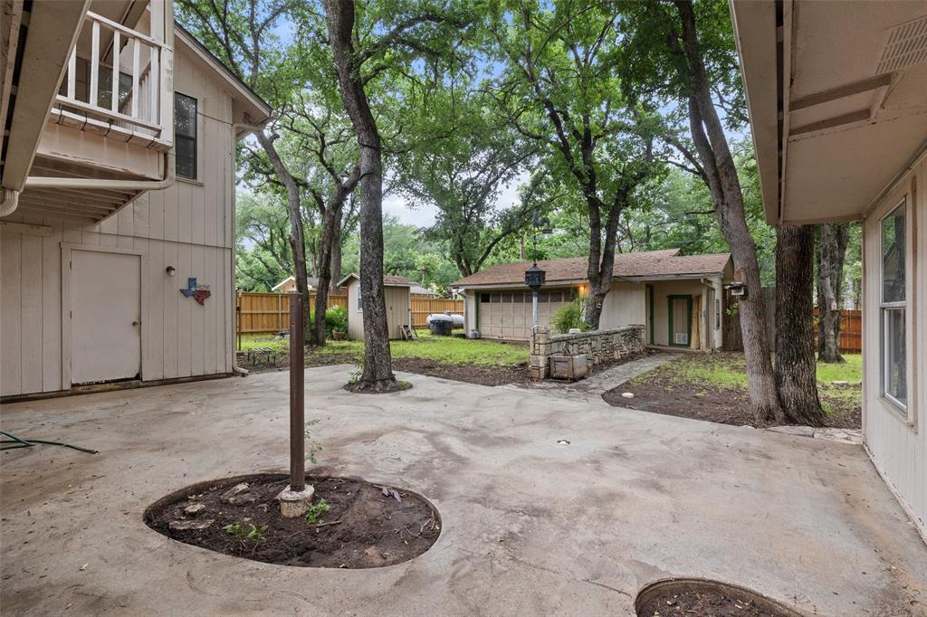 6308 Navaho Trail