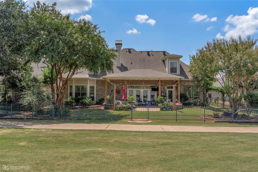 60 Turnbury Drive
