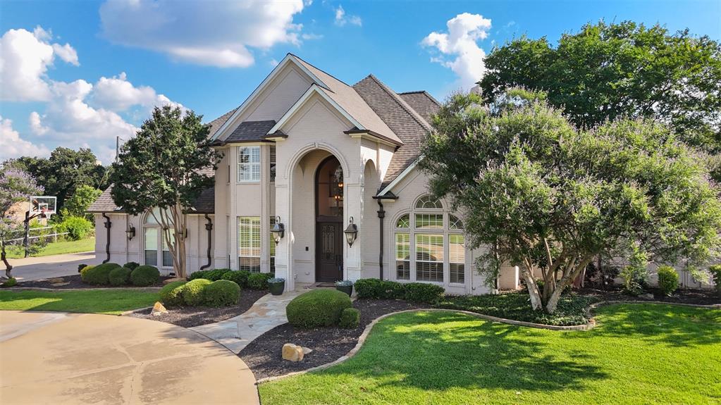6050 Oak Hollow Drive